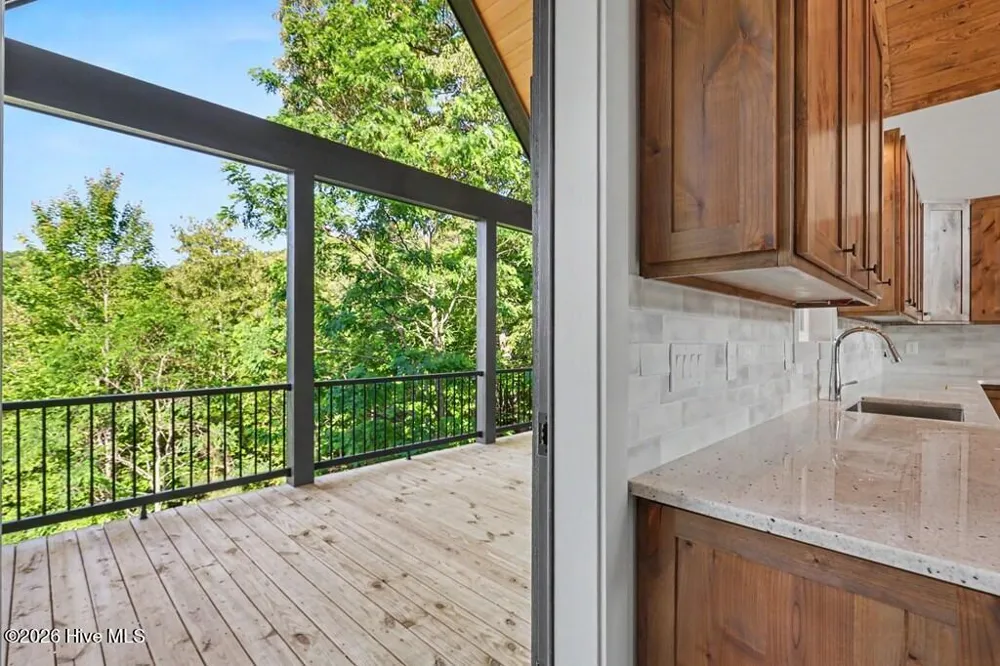 383 Rustic Barn Trail Morganton, GA 30560