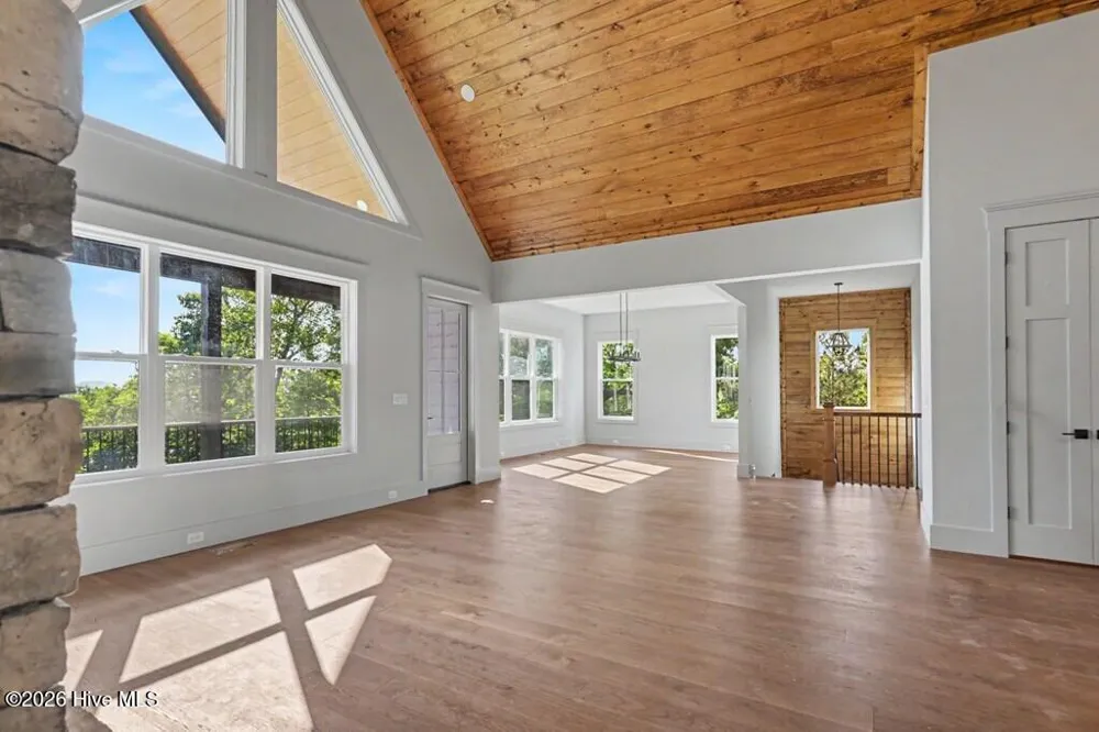 383 Rustic Barn Trail Morganton, GA 30560