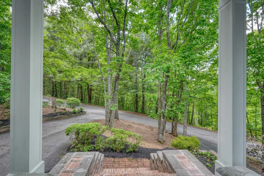 860 Ramey Mountain Road Hiawassee, GA 30546