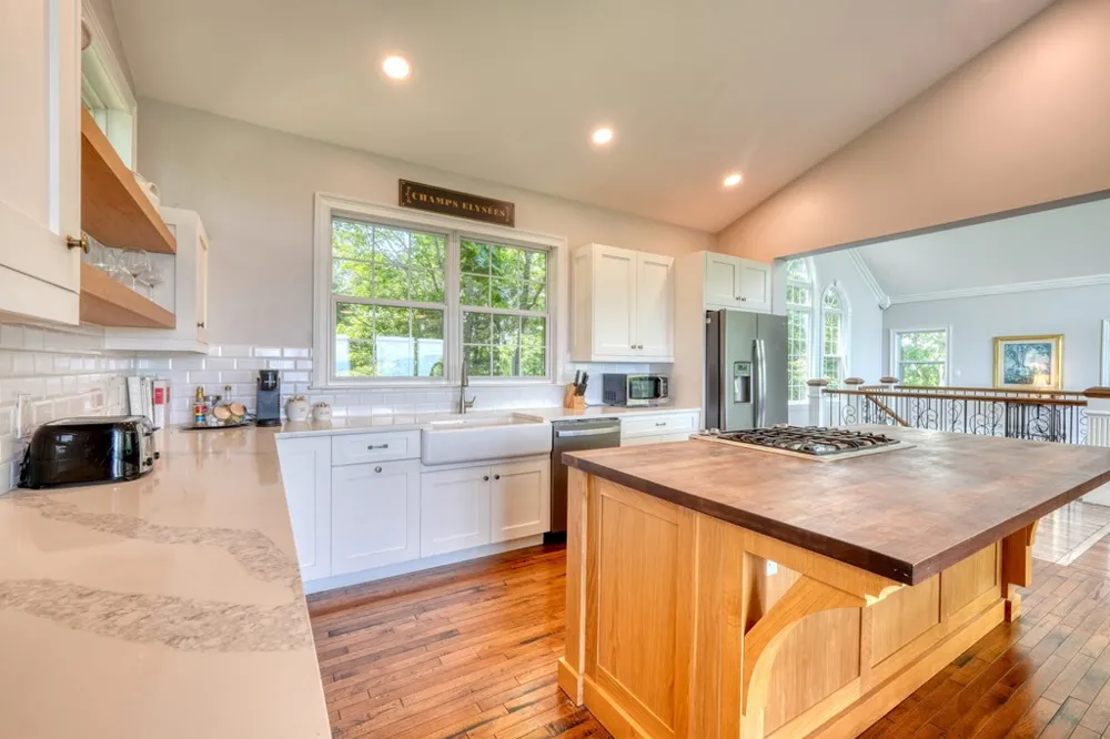860 Ramey Mountain Road Hiawassee, GA 30546
