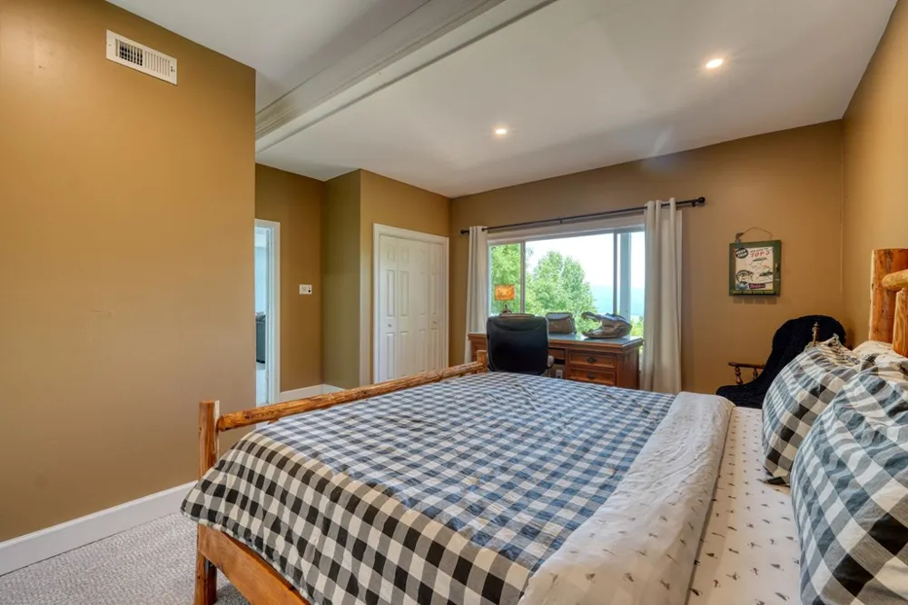 860 Ramey Mountain Road Hiawassee, GA 30546
