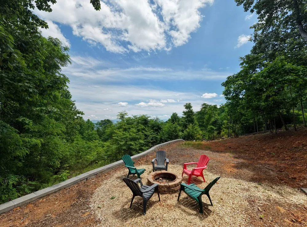 860 Ramey Mountain Road Hiawassee, GA 30546