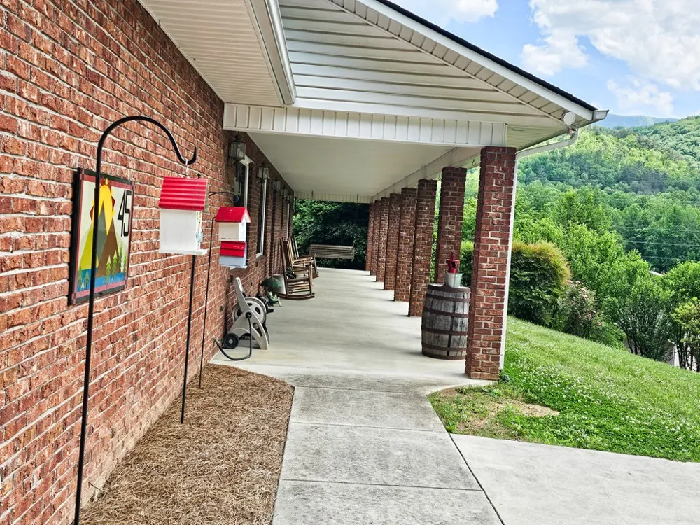 45 Sulpher Lane Andrews, NC 28901