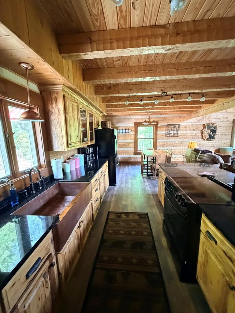 359 Whispering Wind Trail Topton, NC 28781