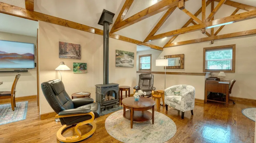 515 Barlow Fields Drive Hayesville, NC 28904