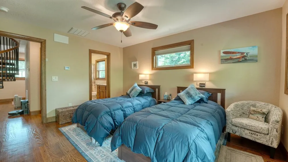 515 Barlow Fields Drive Hayesville, NC 28904