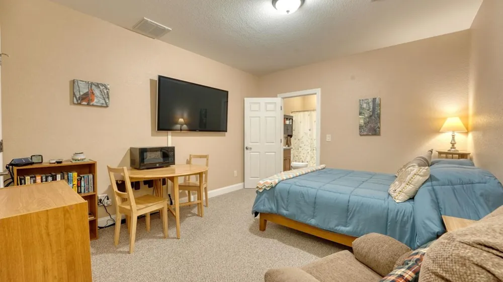 515 Barlow Fields Drive Hayesville, NC 28904