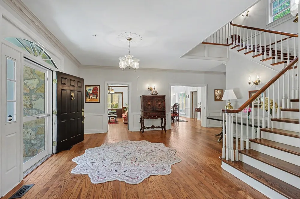 1127 Burch Branch Road Hiawassee, GA 30546