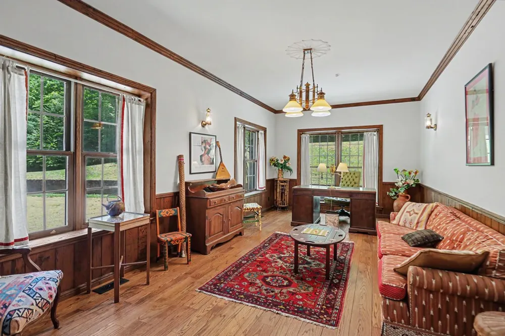 1127 Burch Branch Road Hiawassee, GA 30546