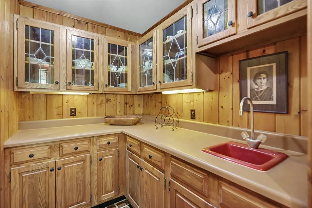 1127 Burch Branch Road Hiawassee, GA 30546