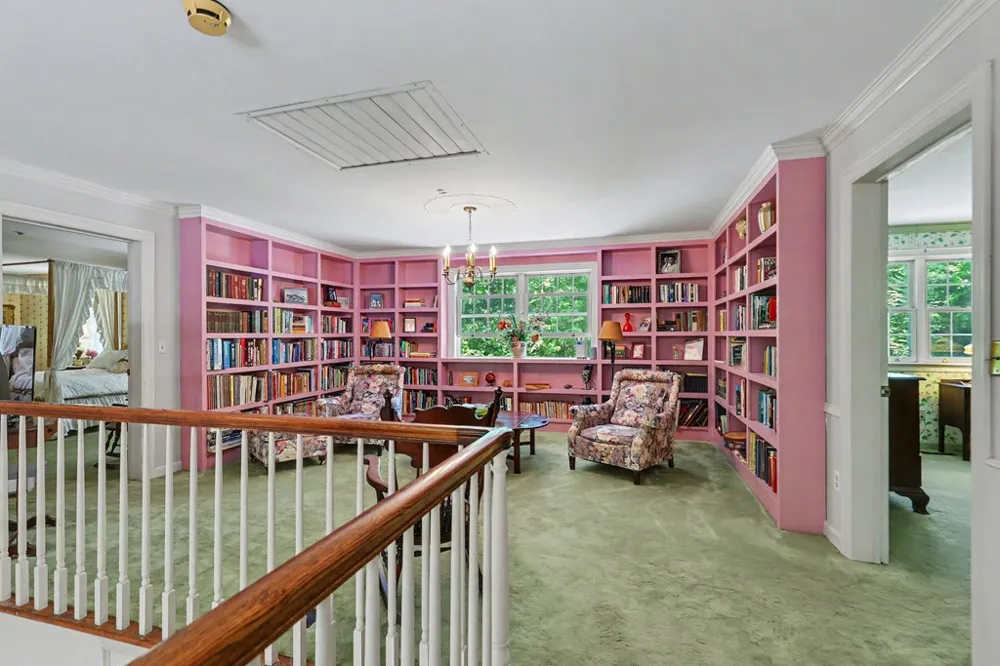 1127 Burch Branch Road Hiawassee, GA 30546