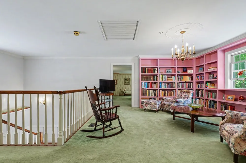 1127 Burch Branch Road Hiawassee, GA 30546