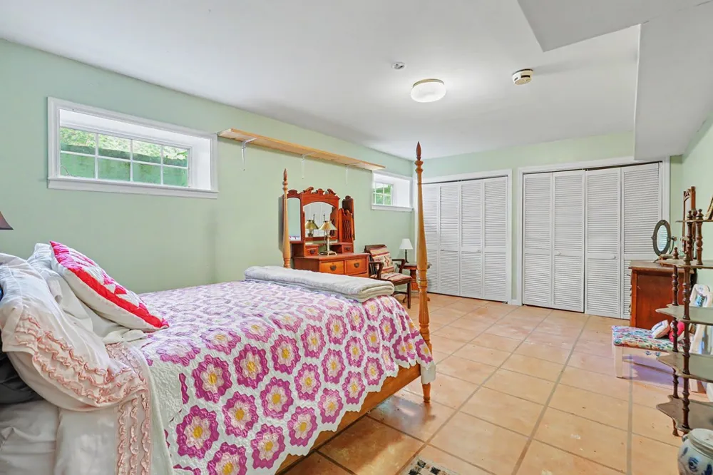 1127 Burch Branch Road Hiawassee, GA 30546
