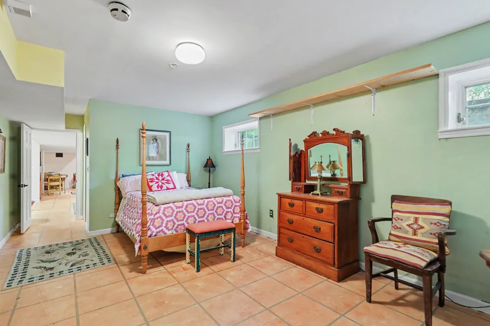 1127 Burch Branch Road Hiawassee, GA 30546