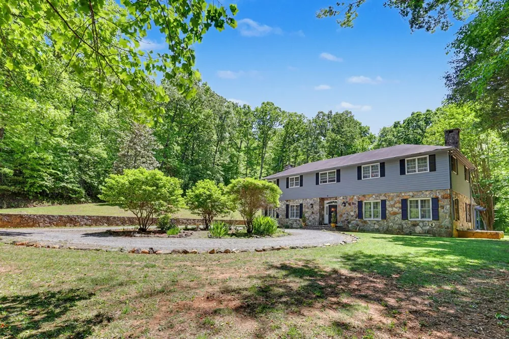 1127 Burch Branch Road Hiawassee, GA 30546