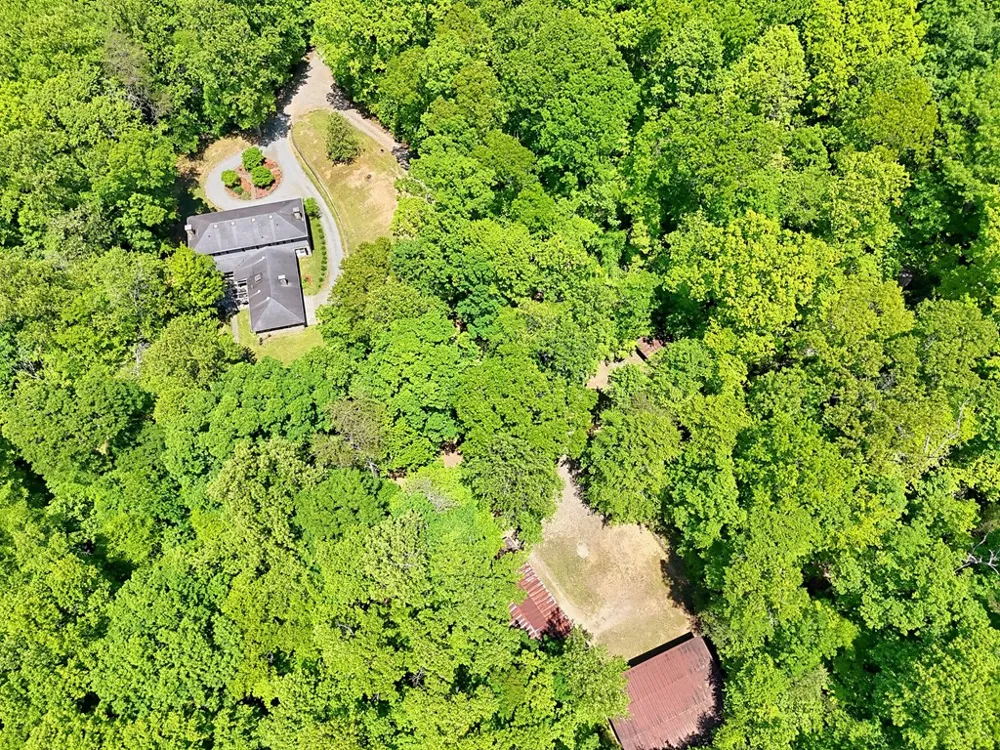 1127 Burch Branch Road Hiawassee, GA 30546