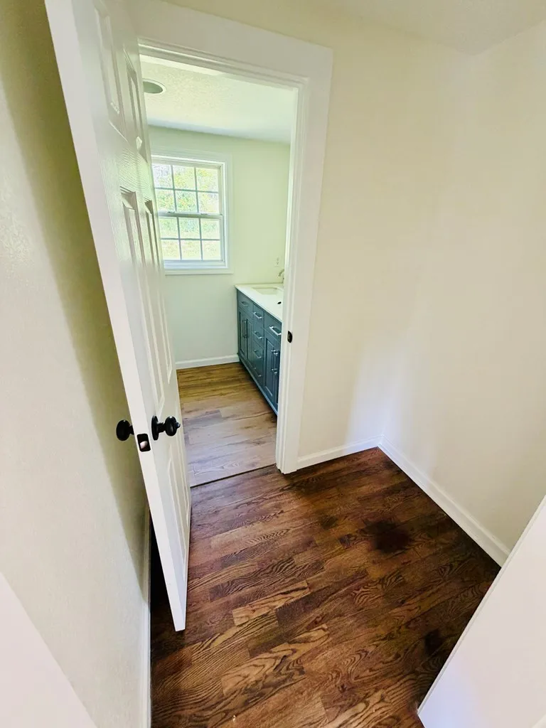319 Circle Street Robbinsville, NC 28771