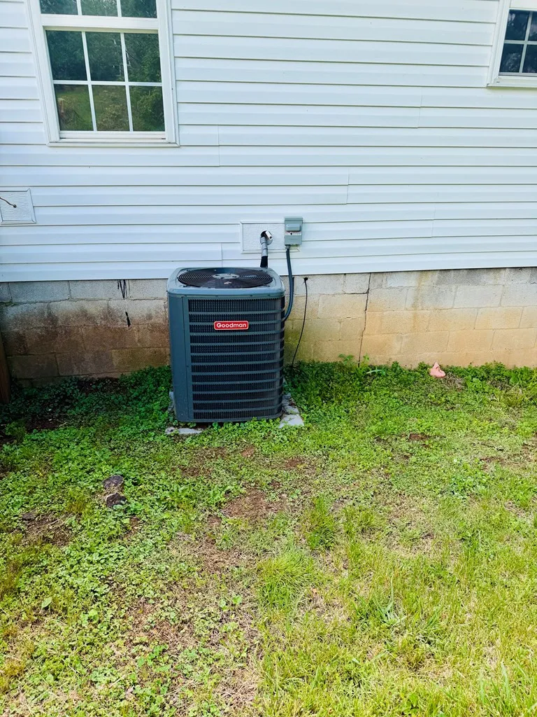 319 Circle Street Robbinsville, NC 28771