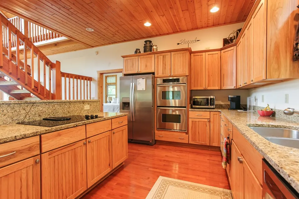 113 Snowbird Trail Robbinsville, NC 28771