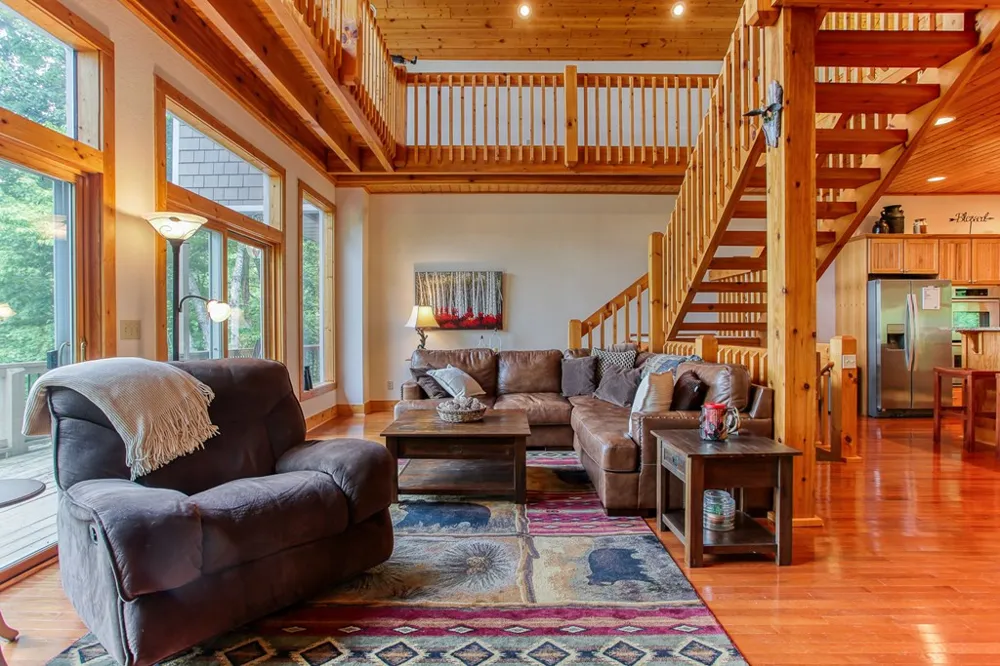 113 Snowbird Trail Robbinsville, NC 28771