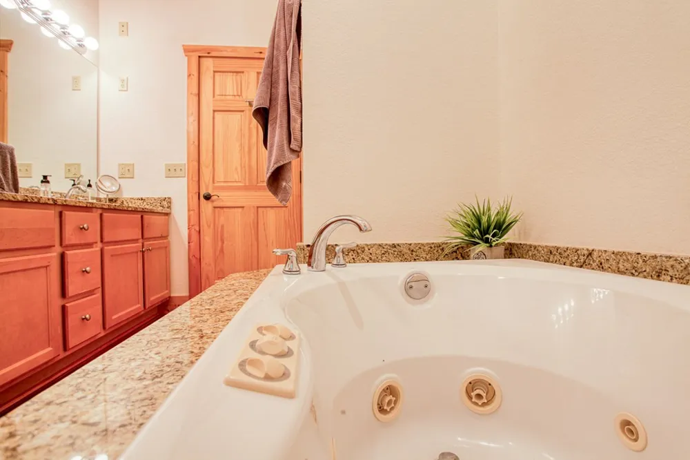 113 Snowbird Trail Robbinsville, NC 28771
