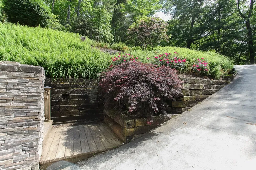 113 Snowbird Trail Robbinsville, NC 28771