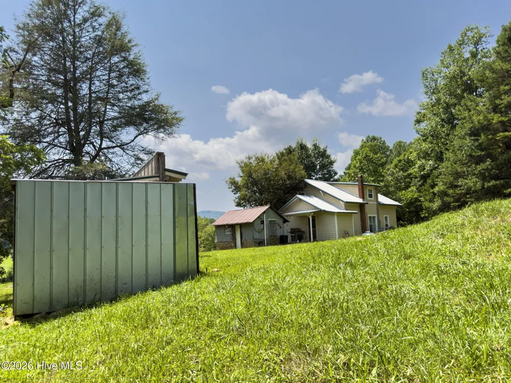 805 Bethabara Road Hayesville, NC 28904