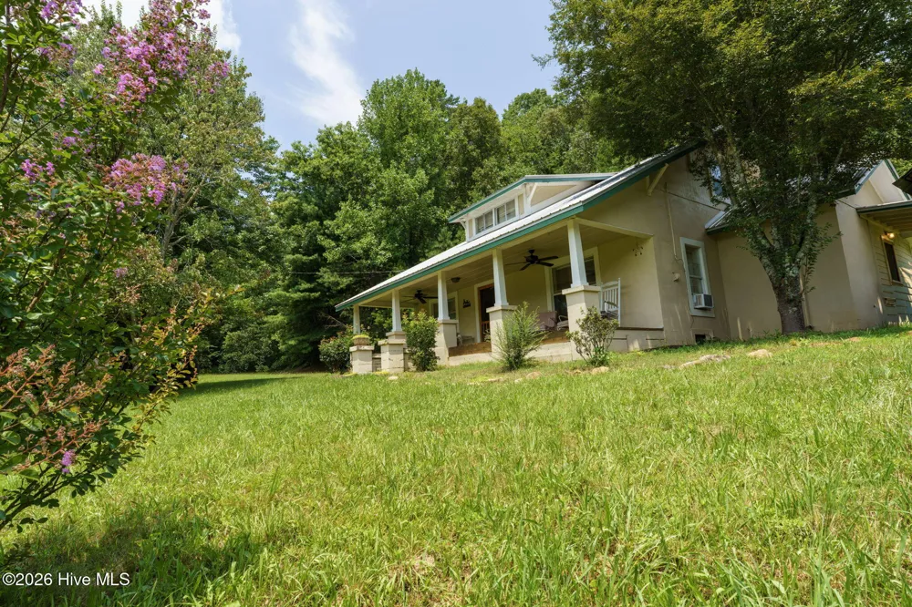 805 Bethabara Road Hayesville, NC 28904