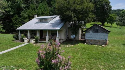 805 Bethabara Road