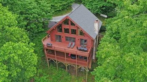 135 Ridge Top Drive