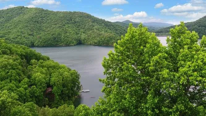 135 Ridge Top Drive Topton, NC 28781