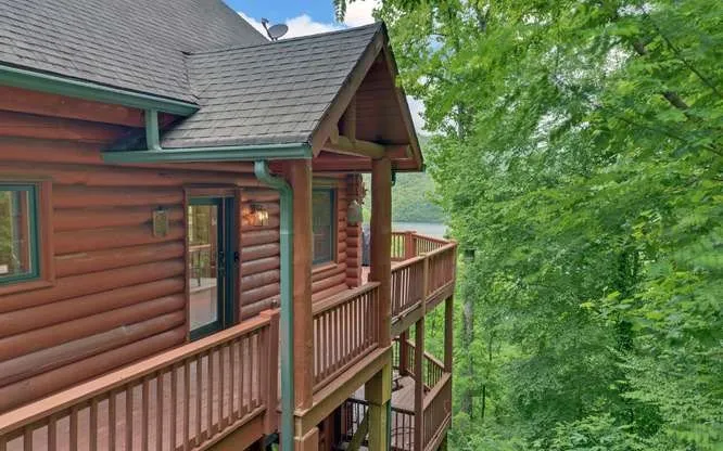 135 Ridge Top Drive Topton, NC 28781