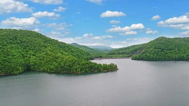 135 Ridge Top Drive Topton, NC 28781