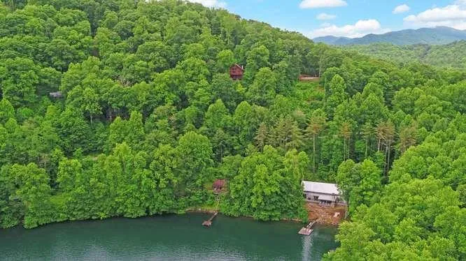 135 Ridge Top Drive Topton, NC 28781