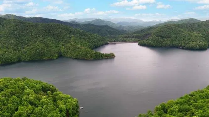 135 Ridge Top Drive Topton, NC 28781