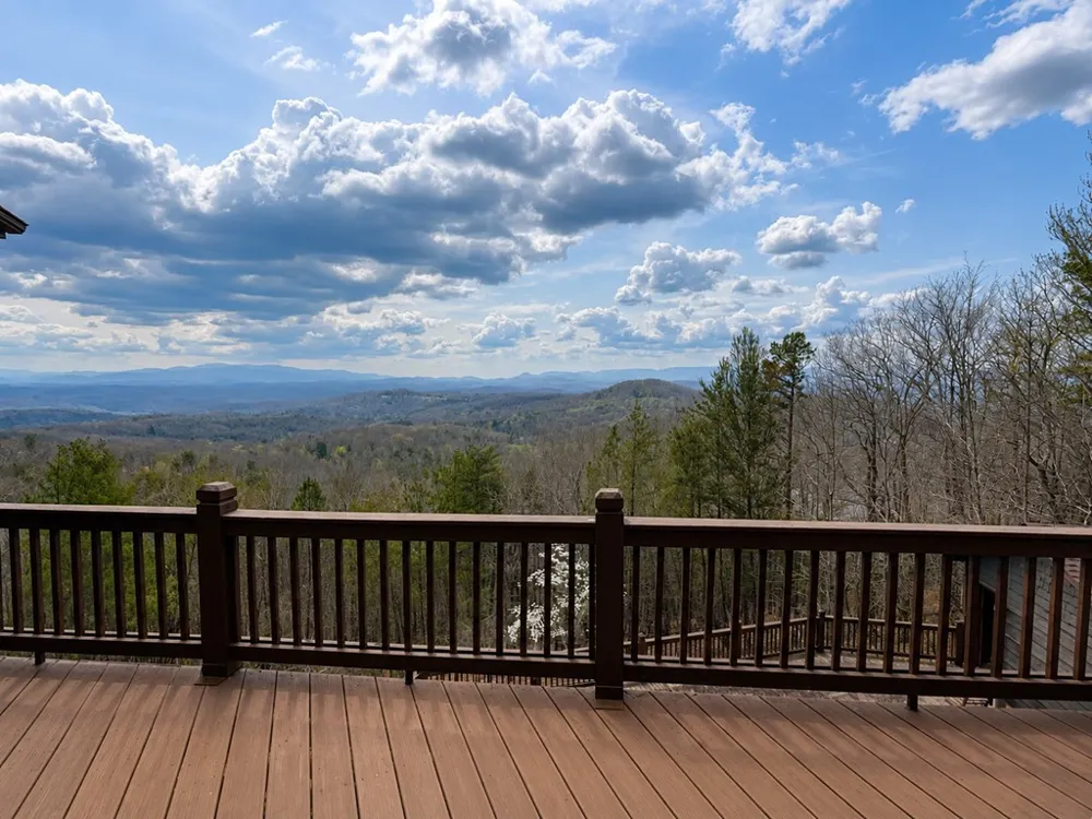 486 Henderson Lane Mineral Bluff, GA 30559