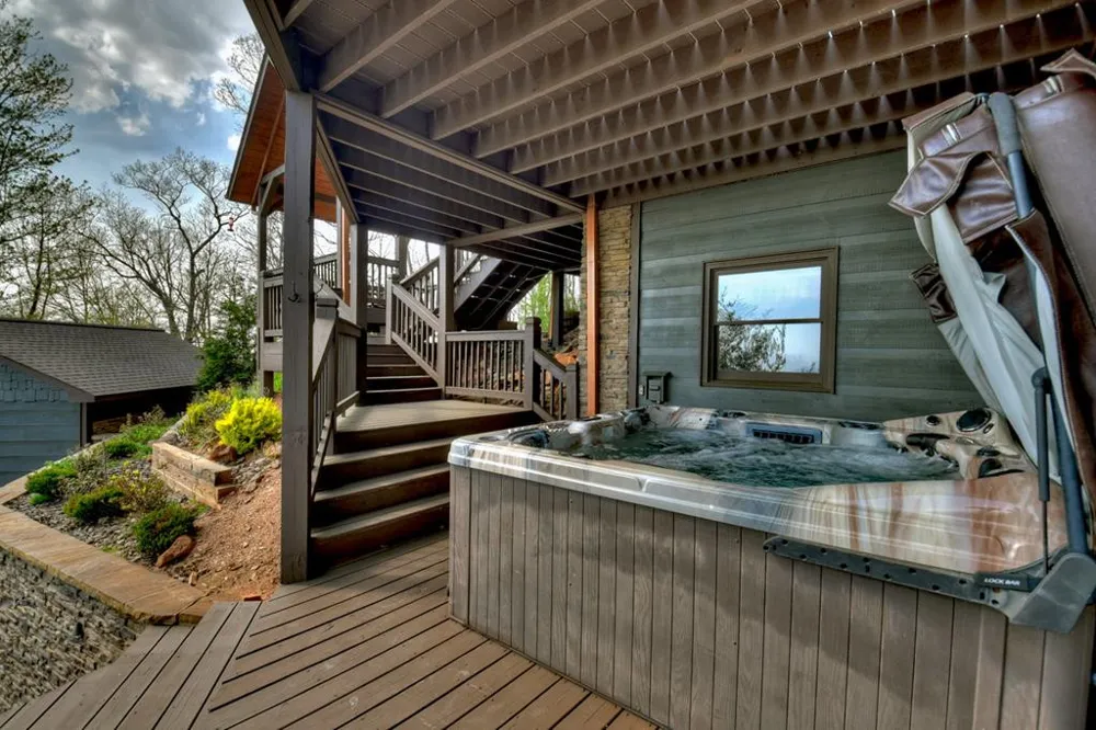 486 Henderson Lane Mineral Bluff, GA 30559