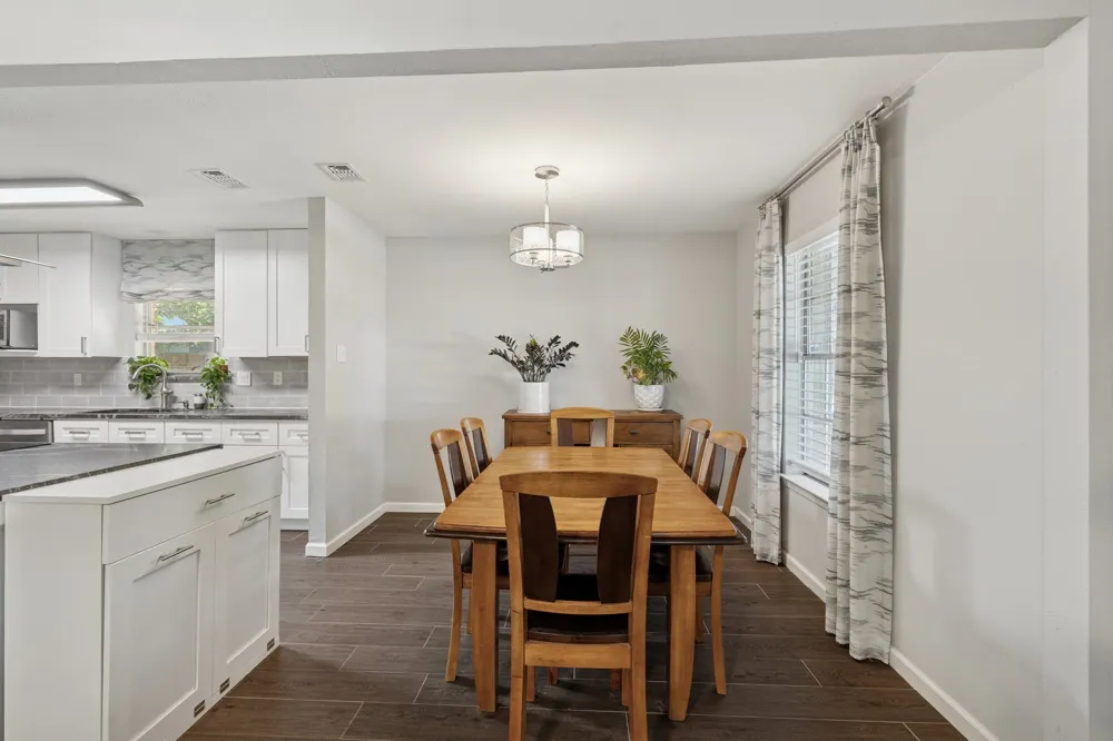 1501 Austrian Road Grand Prairie, TX 75050