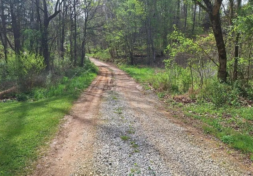 180 Walker Road Tellico Plains, TN 37385