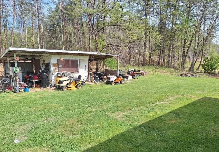 180 Walker Road Tellico Plains, TN 37385
