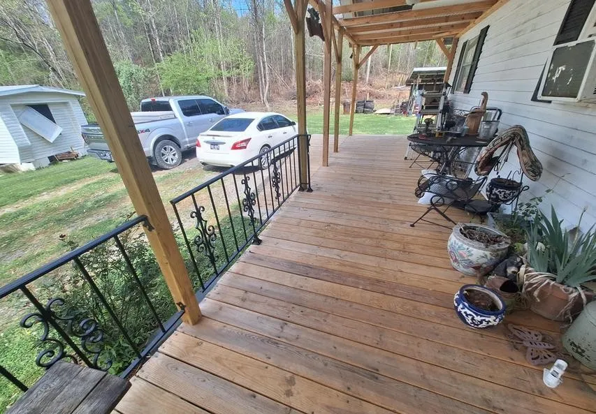 180 Walker Road Tellico Plains, TN 37385