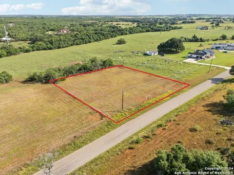 593 COUNTY ROAD 405