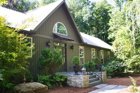 568 Stewart Lane