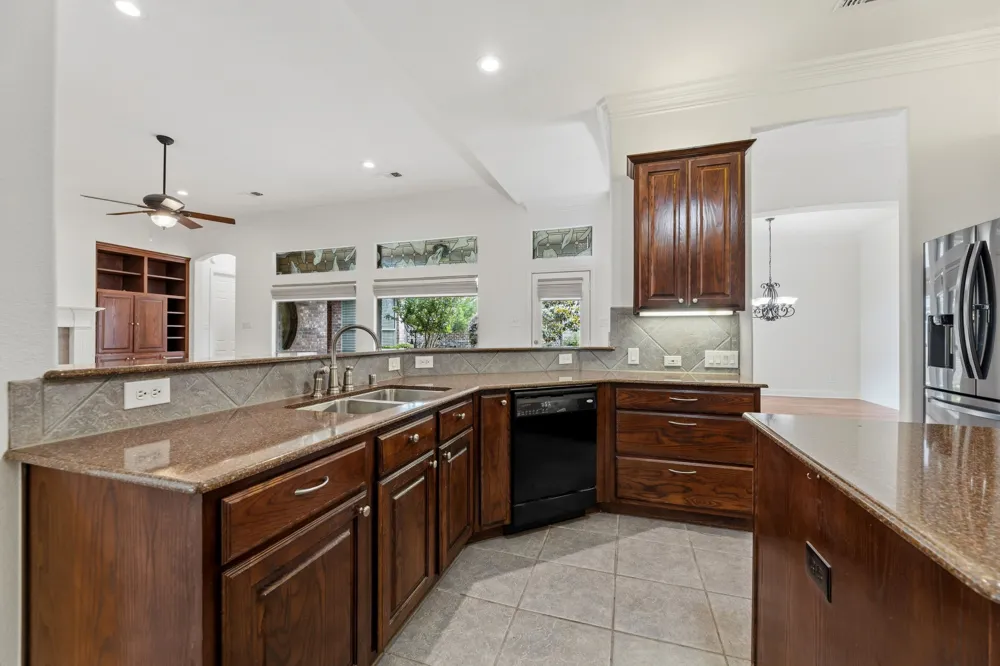613 Pelican Hills Drive Fairview, TX 75069