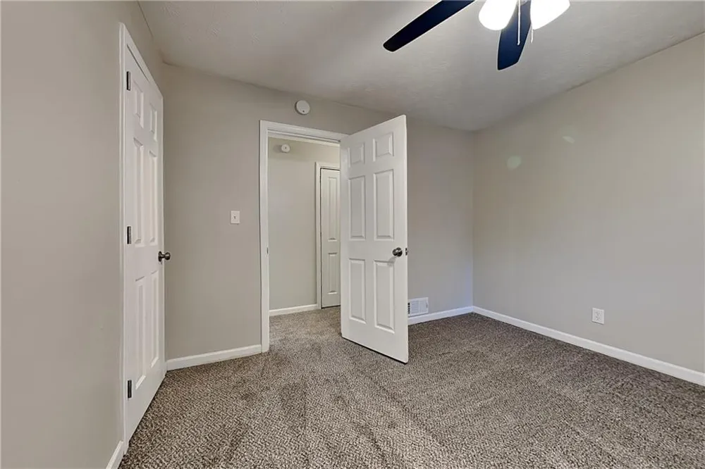 2755 Hickory Circle Snellville, GA 30078