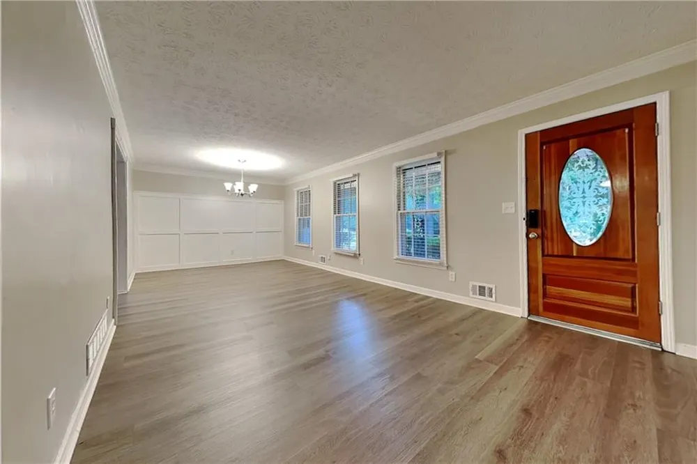 2755 Hickory Circle Snellville, GA 30078