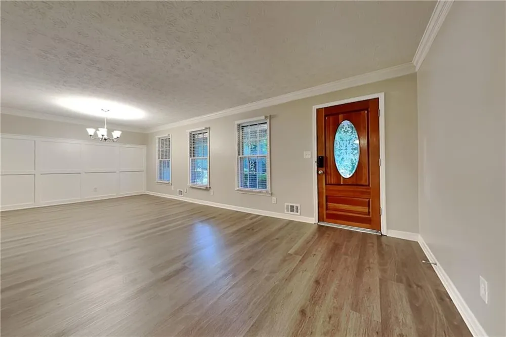 2755 Hickory Circle Snellville, GA 30078