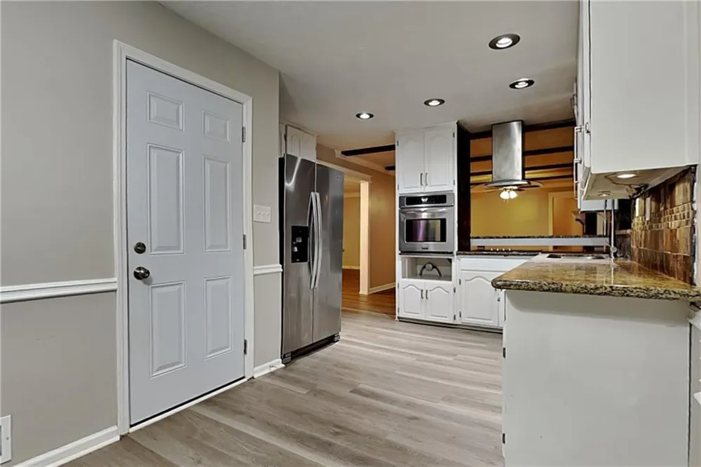 2755 Hickory Circle Snellville, GA 30078