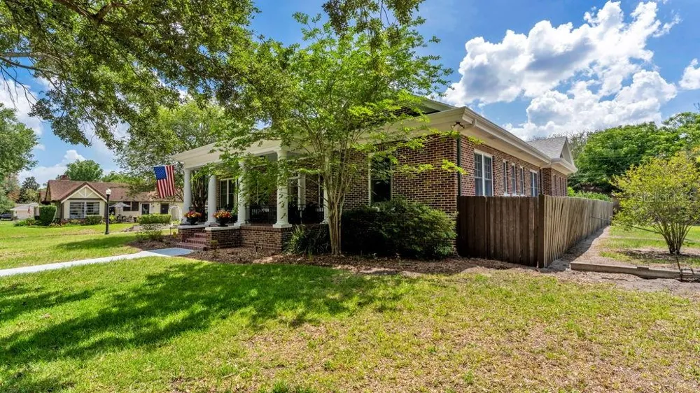 747 S CLAYTON AVENUE Lakeland, FL 33801