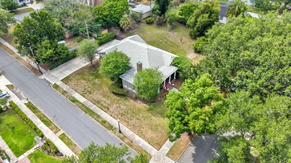 747 S CLAYTON AVENUE Lakeland, FL 33801